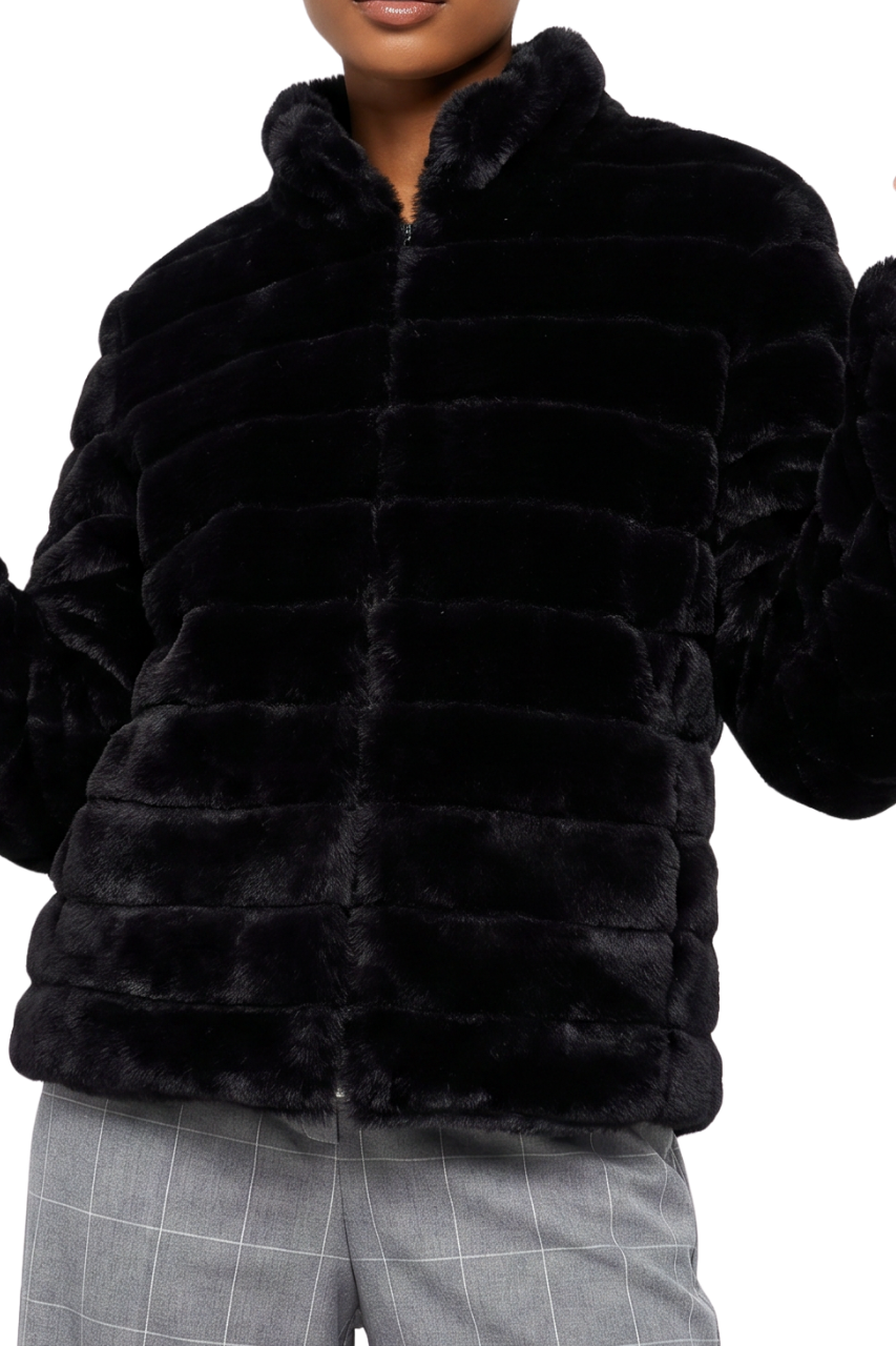 Fur jacket with a zip - Selfast