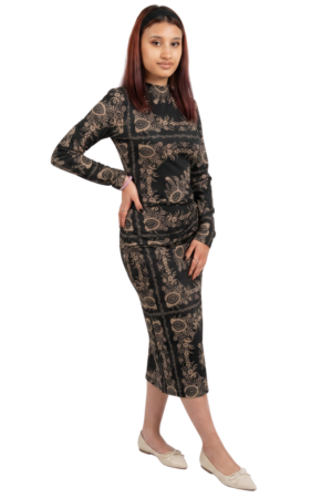 Hi neck dress with belt