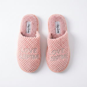 Closed toe embroidery love print slipper
