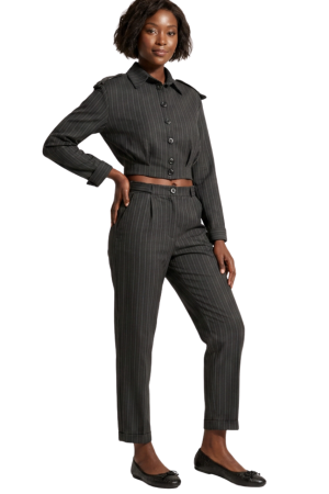 Short jacket with shoulder tap