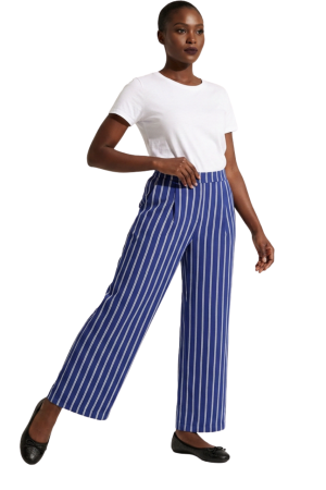 Pleat detailed wide leg pants