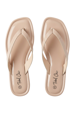 Square toe thong flatty